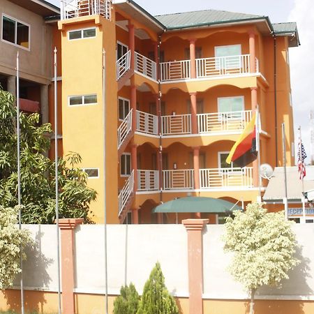 Jostev Hotel Kumasi Buitenkant foto