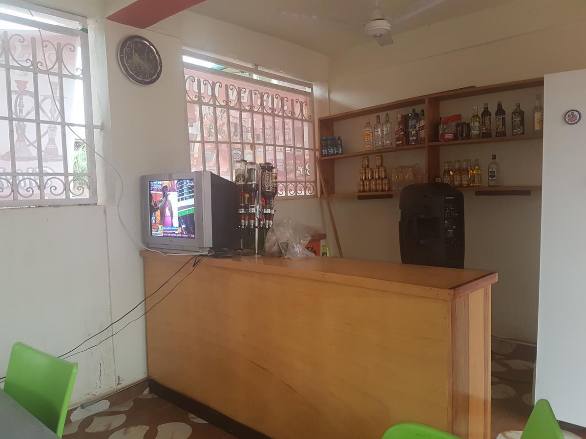 Jostev Hotel Kumasi Buitenkant foto